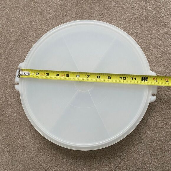 Vintage Tupperware Divided Relish Tray with Lid EUC Veggie Party Tray Hosting - Picture 6 of 11